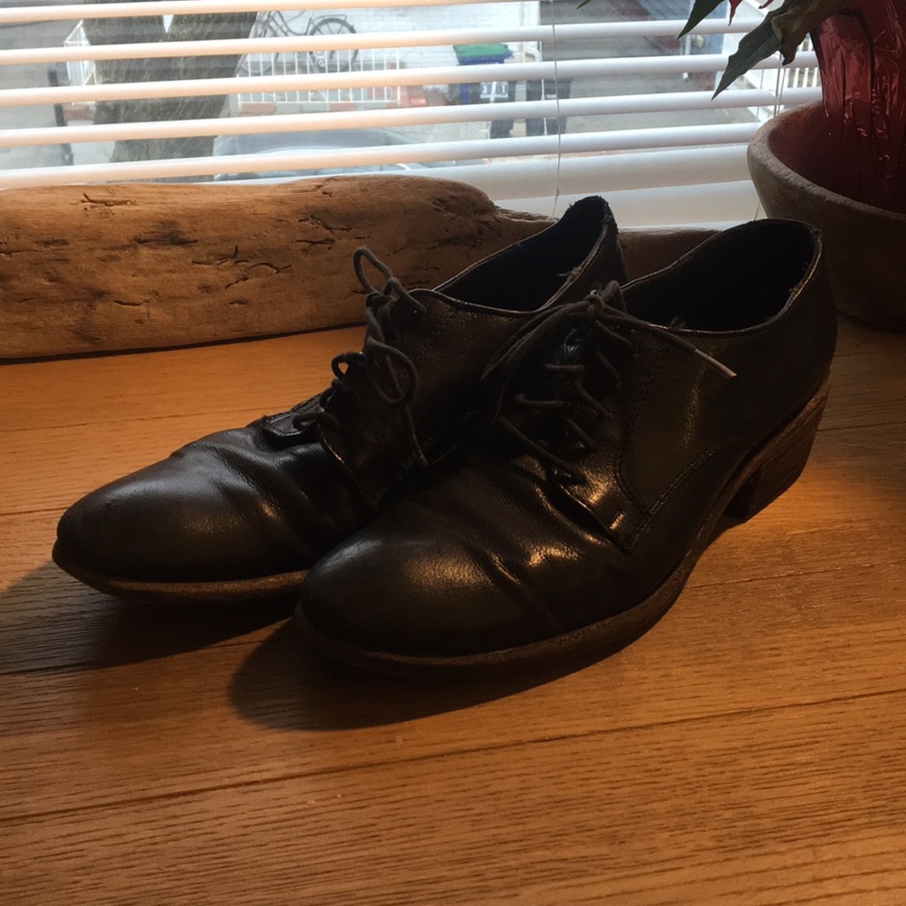 Frye carson oxfords black lace up shoes
